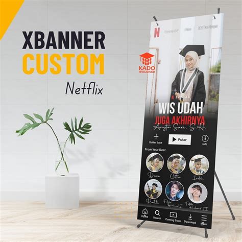 Banner Wisuda Custom Desain Netflix - Kado Wisudaku