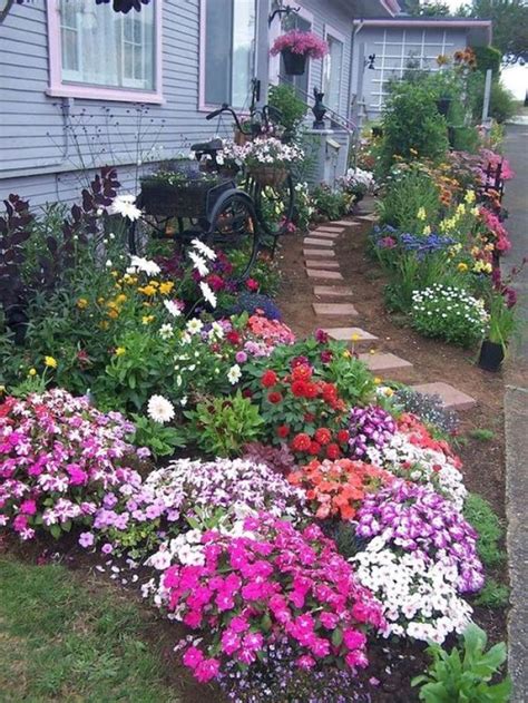 Top ideas of spectacular flower arrangements for the house yard and garden | My desired home