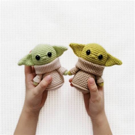 Baby Alien plush toy pocket-sized green alien amigurumi | Etsy