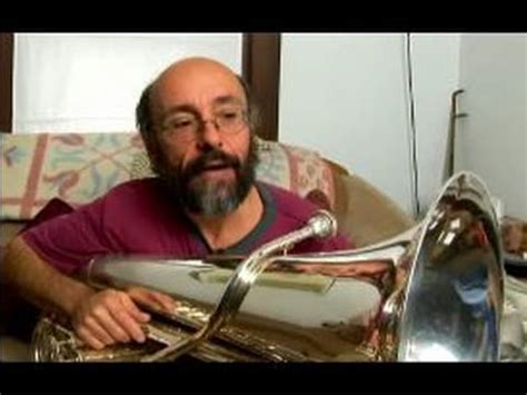 Tuba Lessons: Parts of a Tuba : Sizes of Tubas - YouTube