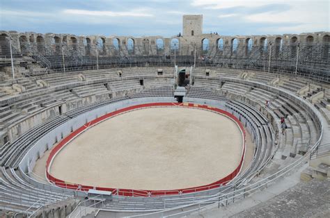 Arles Amphitheatre (Illustration) - World History Encyclopedia