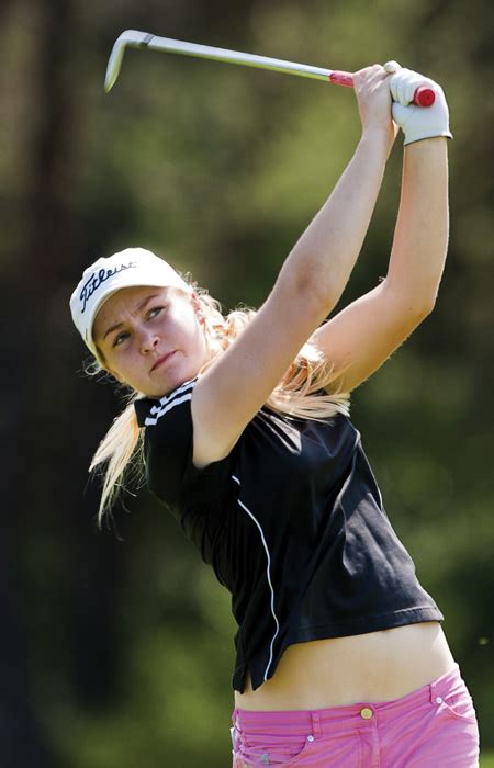 Golf Science - The Male vs. Female Golf Swing - AvidGolfer Magazine