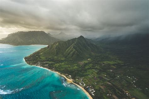 AMAZING DOORS OFF HELICOPTER TOUR OF OAHU, HAWAII - Journey Era