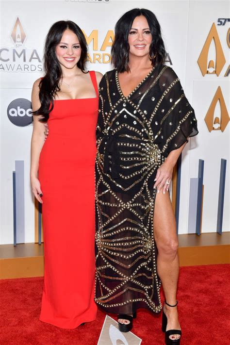 Sara Evans Attends 2023 CMA Awards With Daughter Audrey: Pic