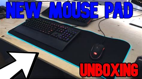 Unboxing My New Light Up Mouse Pad (Roblox) - YouTube