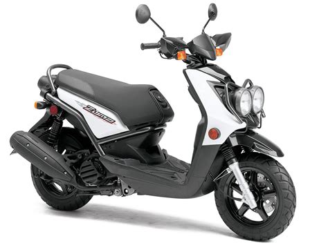 2012 Yamaha Zuma 125 Scooter pictures, specifications