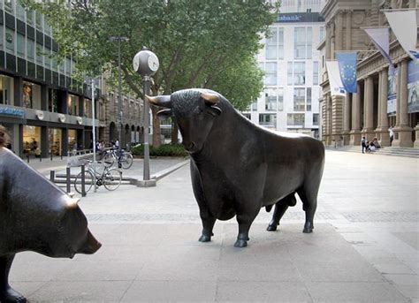 Bull and Bear Statue - Frankfurt am Main