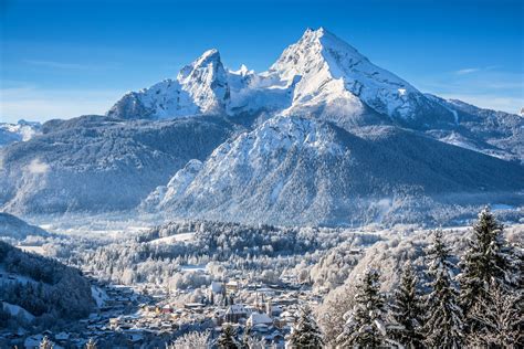 Idyllic landscape in the Bavarian Alps, Berchtesgaden, Germany – duke ...