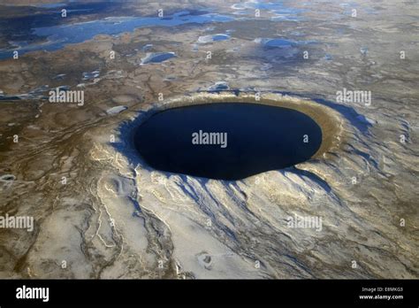 Aerial meteorite crater canada hi-res stock photography and images - Alamy