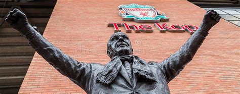 Bill Shankly Statue at Anfield Stadium Editorial Image - Image of ...