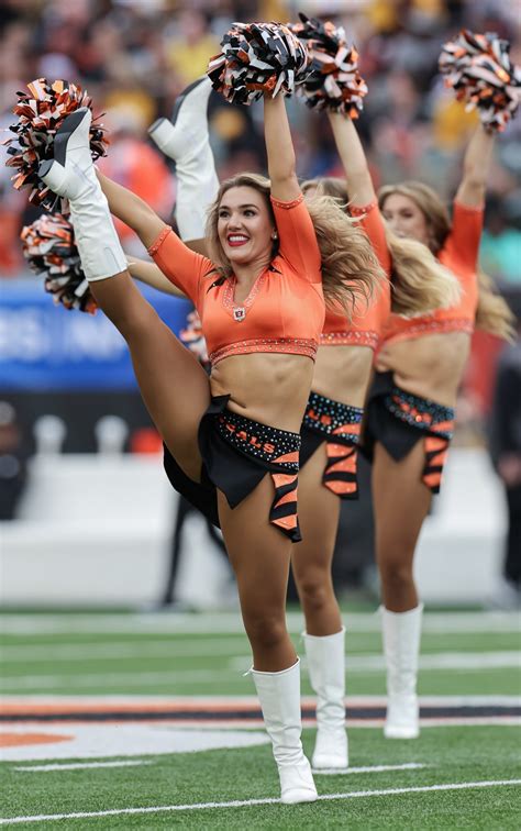 Who are the Cincinnati Bengals Cheerleaders? | The US Sun