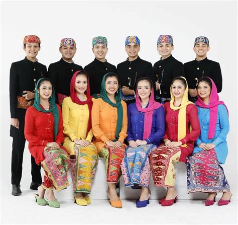 10++ Pakaian Adat Betawi - Akulturasi Tradisi & Budaya, Gambar + Penjelasan