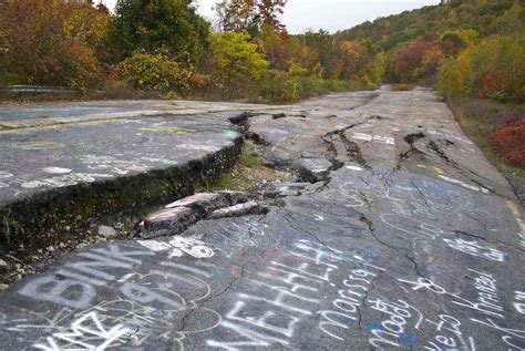 Centralia Mine Fire: Underground Coal Fire Has Been Burning for Over 50 ...