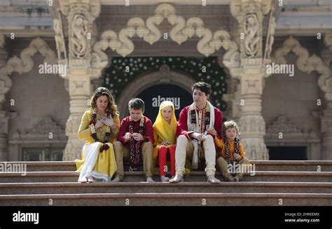 Prime Minister Justin Trudeau and wife Sophie Gregoire Trudeau, and ...