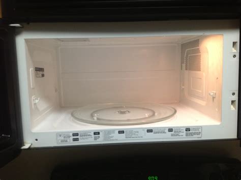 I Pinned, I Tried, I Conquered: Cleaning Microwave with Vinegar