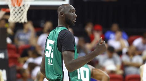 WATCH: Aaron Gordon dunks over Tacko Fall in Dunk Contest