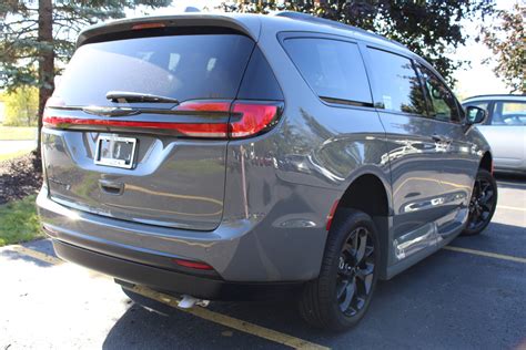 2021 Ceramic Grey VMI Chrysler Pacifica Touring L Sport with Northstar ...