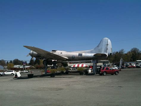 rose city journal: The Bomber Restaurant- a Portland Tradition