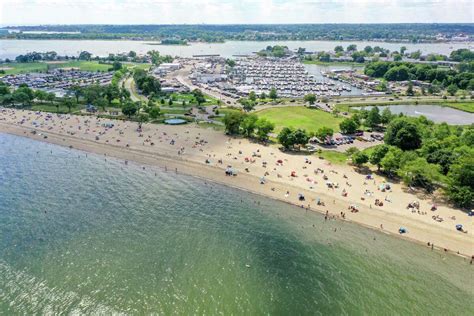 Drone photos: Norwalk beach reaches capacity