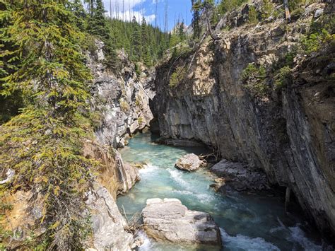 Marble Canyon - Kootenay National Park - A walk and a lark