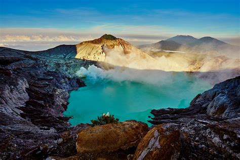 Ijen Crater: Adventure Awaits for Hikers - Indonesia Travel