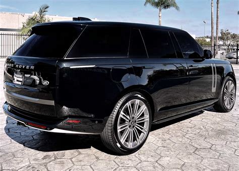 2023 Full Black Range Rover Vogue Supercharged V8 | Range Rover Fans