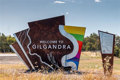 Gilgandra Entry Signage — Arterial Design