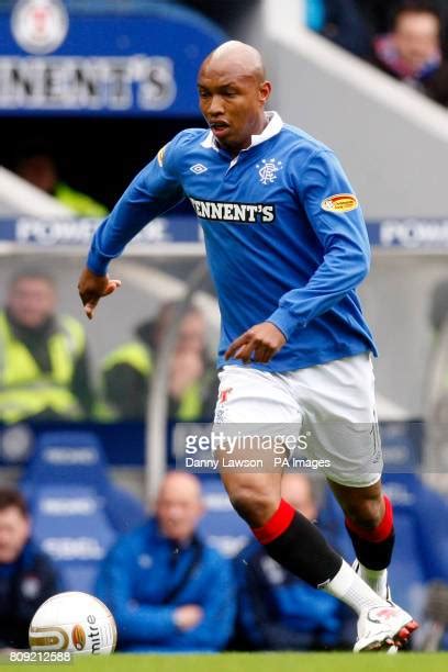 352 Glasgow Rangers El Hadji Diouf Photos & High Res Pictures - Getty ...