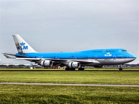 KLM Boeing 747-400 at AMS (PH-BFU) | One of the 'newer' 747'… | Flickr