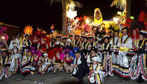 Carnival of Burano and Venice Carnival in Italy. Events and program.