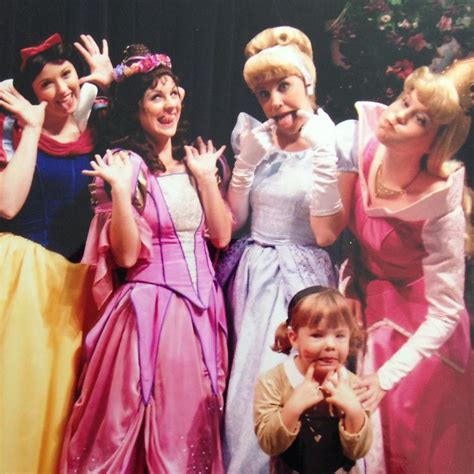 Disney princesses at Disneyland! They were the BEST! Disney Life, Walt Disney World, Disney ...