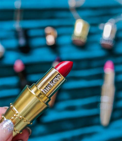 HICKEY LIPSTICK: THE MOST UNIQUE, STYLISH, CHIC ECO-FRIENDLY LIPSTICKS EVER - Open Kloset By Karina