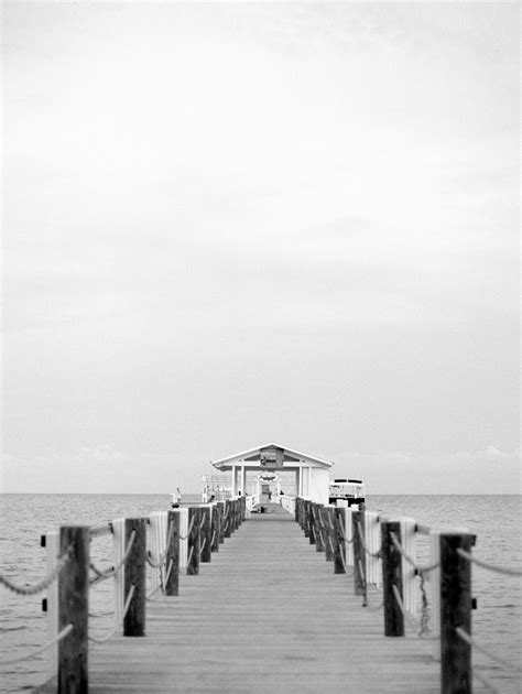 Black and White Wedding at Cheeca Lodge Resort - Florida Keys and Key ...