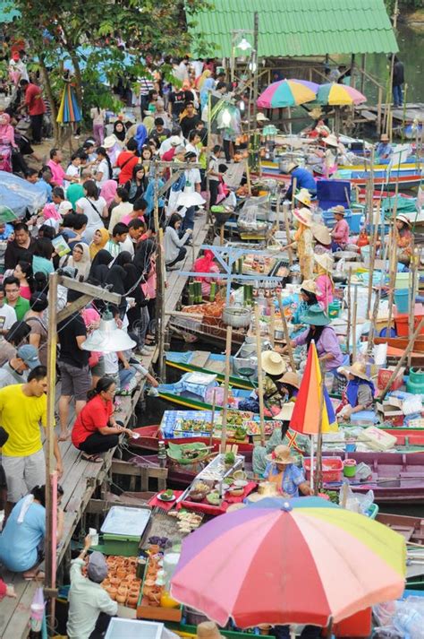 KHLONG HAE FLOATING MARKET, HAT YAI, THAILAND Editorial Stock Photo ...