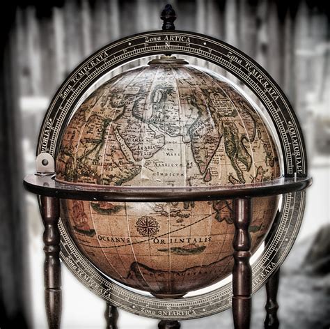 Old World Map Globe Wine Bar | Chris Yarzab | Flickr