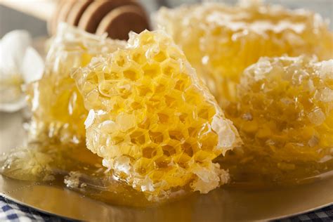 How to Store Raw Honey