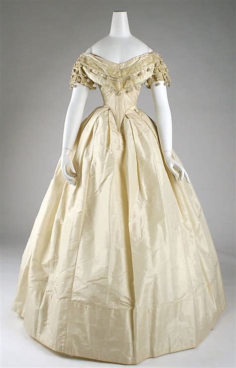 1860S Fashion Evening Gown : Silk evening dress, front view, American, c.1860. Low body ...