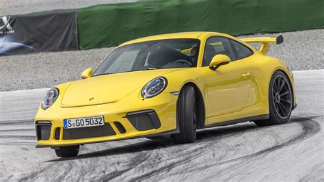 This is the new 520bhp Porsche 911 GT3 RS | Top Gear