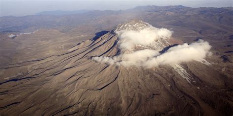 Heart of Ecuador: Culture, Volcanoes and Devil's Nose | Yampu Tours