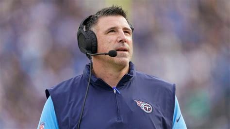 Report: Browns hire Mike Vrabel as consultant