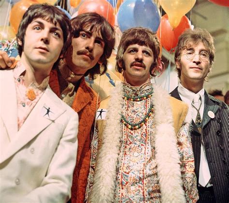 The Story of The Beatles 'Sgt. Pepper's Lonely Hearts Club Band' - Classic Album Sundays