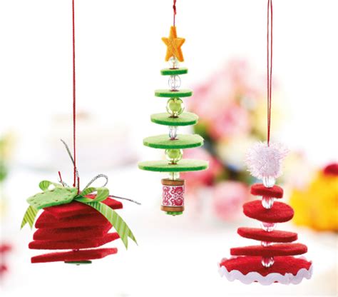 Hanging Felt Christmas Decorations - Free Craft Project – Stitching - Crafts Beautiful Magazine