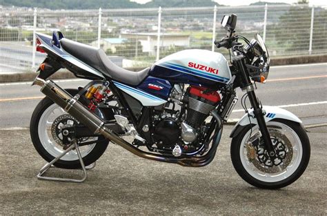 Suzuki GSX 1400 by Kaminari Racing | Coole motorräder, Autos und motorräder, Motorrad