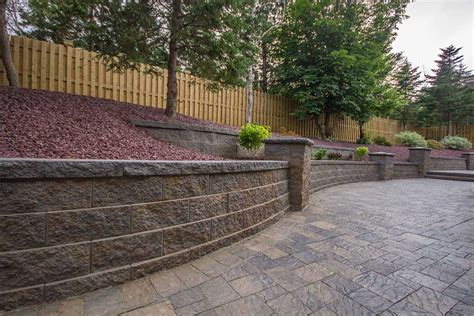 Keystone Compac® - Straight Split | Keystone Retaining Wall Systems