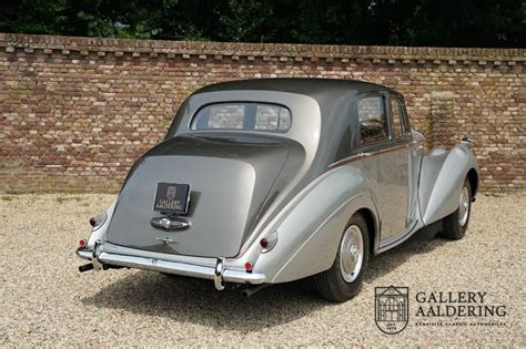 Bentley R Type 1953 - Gallery Aaldering