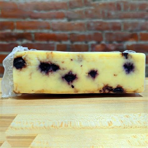 Blueberry Jack Cheese (8 oz.) – Shtayburne Farm – Adams Cheese Shop