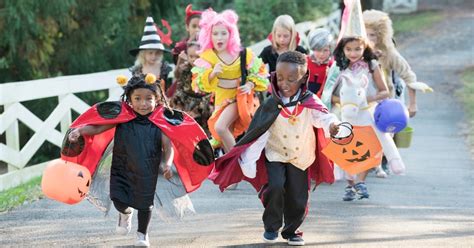 CDC Warns Against Traditional Trick-Or-Treating This Year