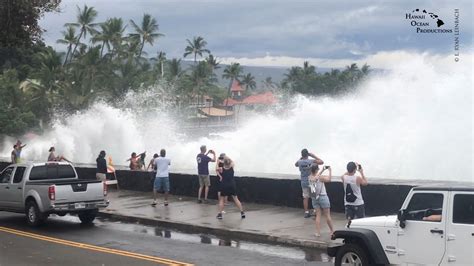 Hurricane Lane lashes Hawaii with heavy rain, winds