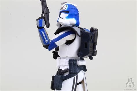 REVIEW AND PHOTO GALLERY: Star Wars Vintage Collection VC - 501st Legion ARC Troopers 2020