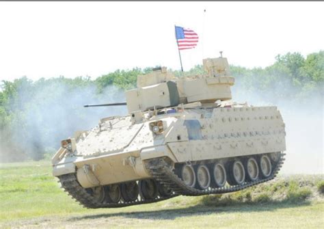 M2/M3 Bradley Fighting Vehicle (53 pics) | Bradley fighting vehicle ...